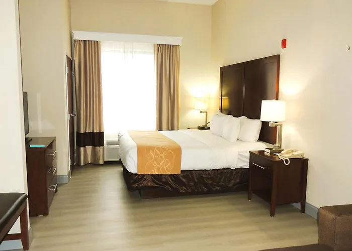 Comfort Suites