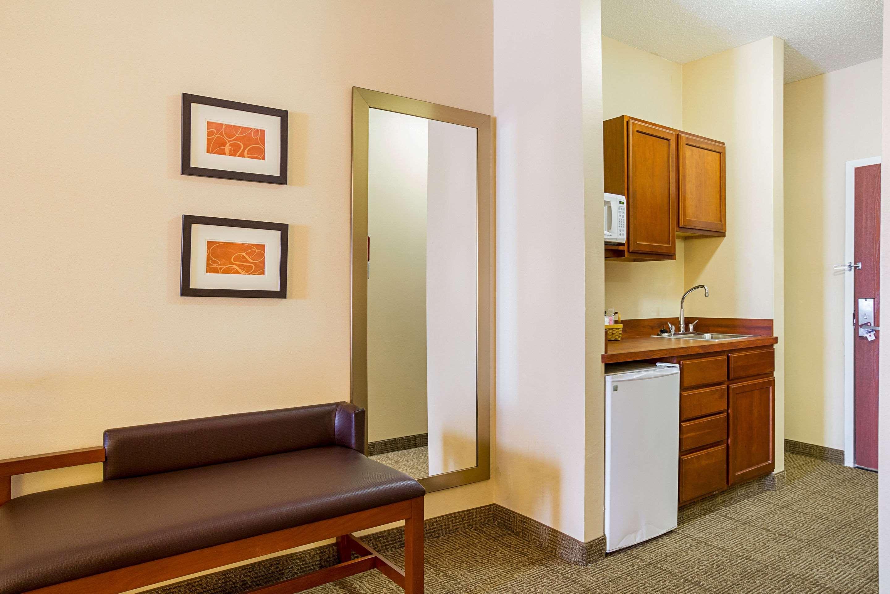 Comfort Twinsburg