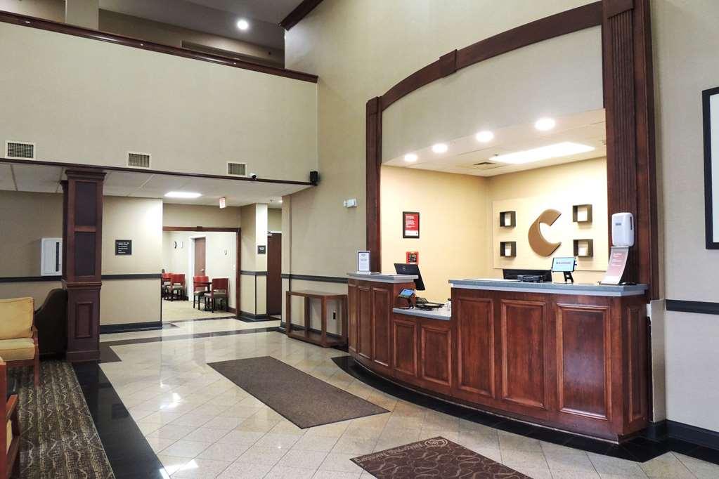 Comfort Hotel 3*